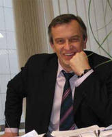 Автор и дизайнер сауны Александр Седов, генеральный директор строительно-ландшафтного центра «Сады Дали»